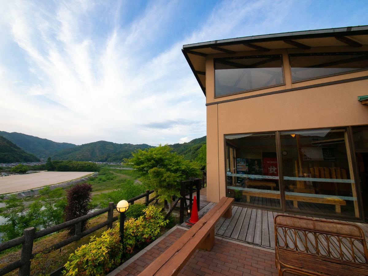 Iwakuni Kokusai Kanko Hotel Bagian luar foto