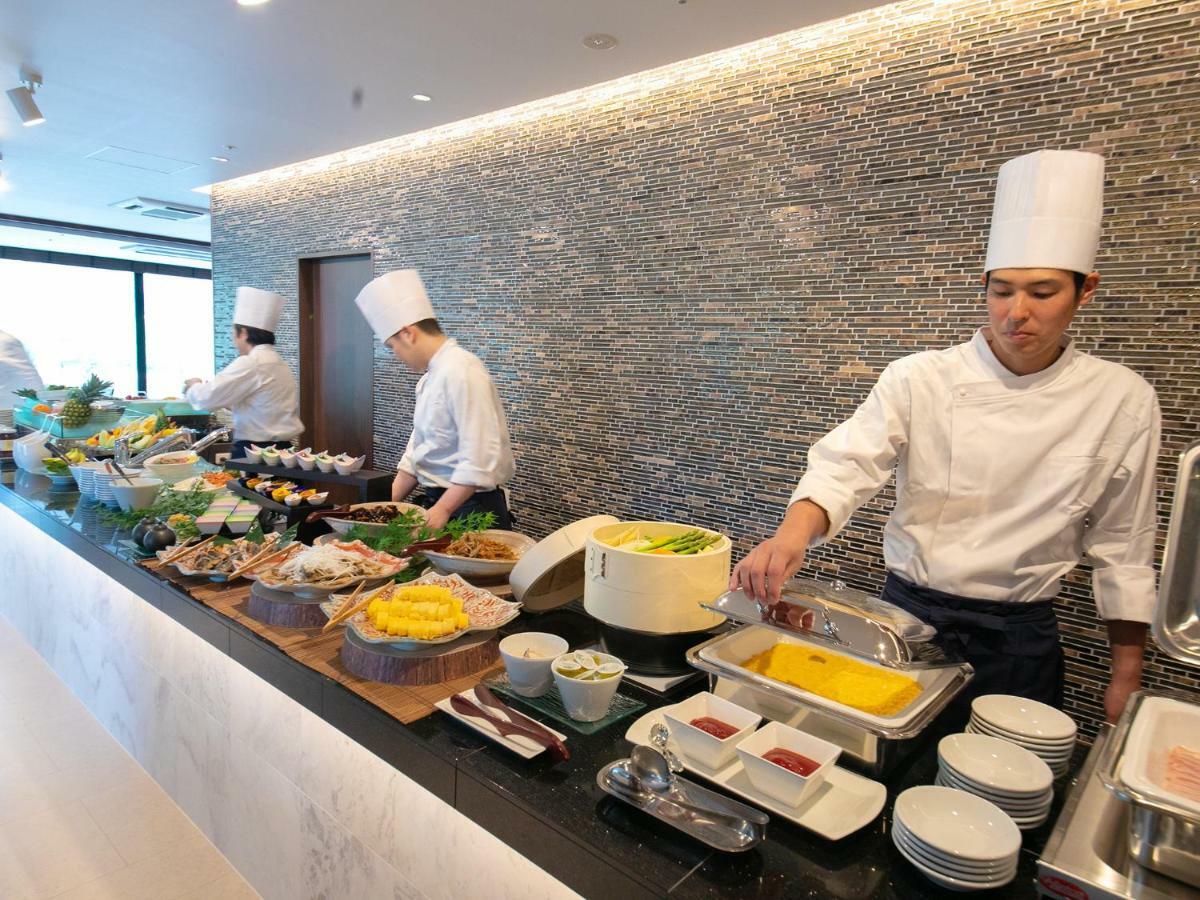 Iwakuni Kokusai Kanko Hotel Bagian luar foto