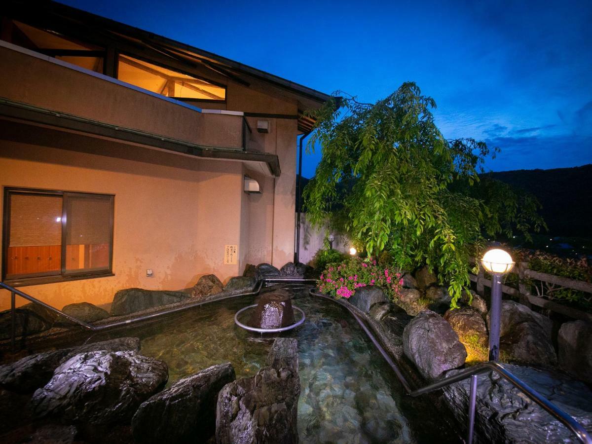 Iwakuni Kokusai Kanko Hotel Bagian luar foto