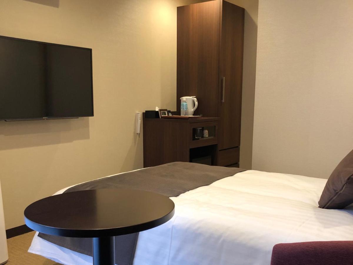 Iwakuni Kokusai Kanko Hotel Bagian luar foto