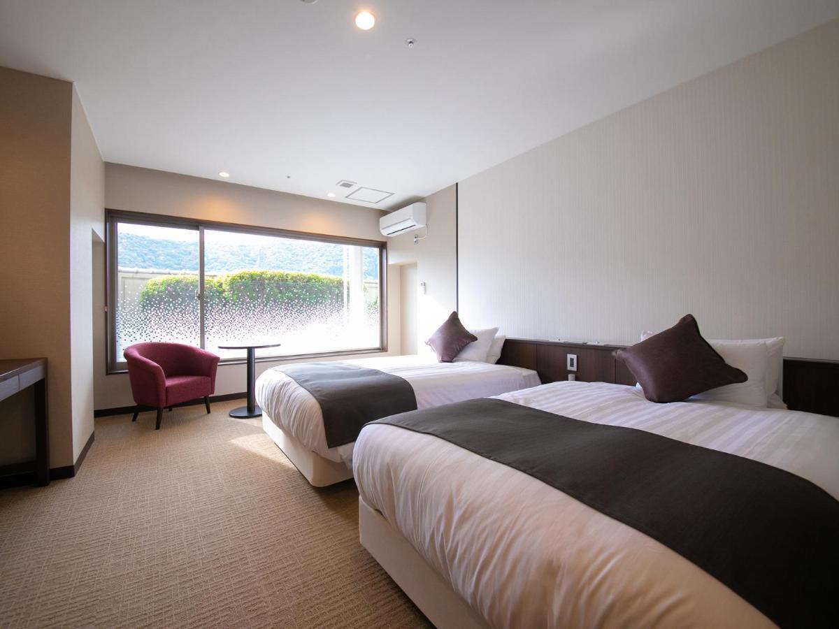 Iwakuni Kokusai Kanko Hotel Bagian luar foto